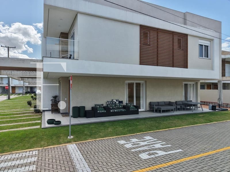 Sobrado com 138m², 3 dormitórios, 1 suíte, 2 vagas, Murano em Capão da Canoa