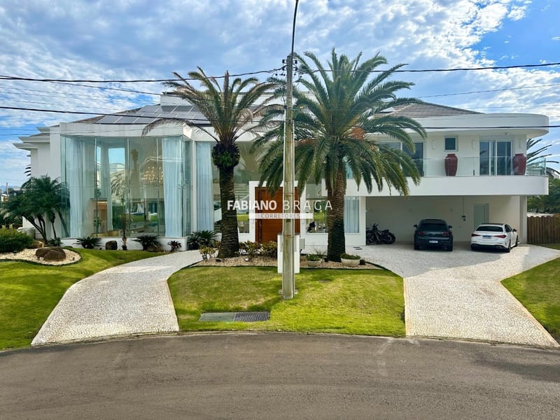 Sobrado com 961m², 6 dormitórios, 6 suítes, 4 vagas, Enseada Lagos em Xangri-Lá