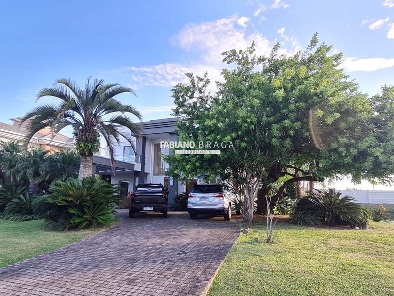 Sobrado com 390m², 4 dormitórios, 4 suítes, 4 vagas, Bosques de Atlântida em Xangri-Lá