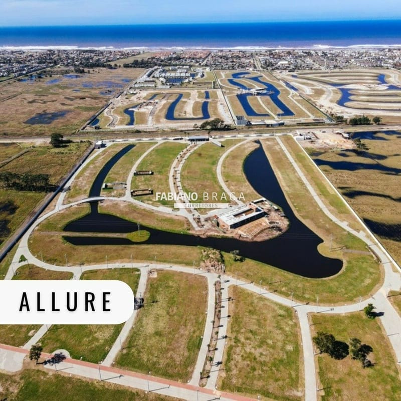 Terreno em Condomínio com 248m², Allure Beach Condo em Xangri-Lá