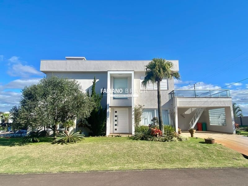 Sobrado com 185m², 4 dormitórios, 4 suítes, 2 vagas, Riviera em Xangri-Lá