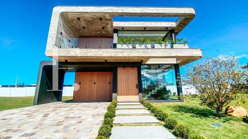 Sobrado com 327m², 4 dormitórios, 4 suítes, 2 vagas, Amare Home Resort em Xangri-Lá
