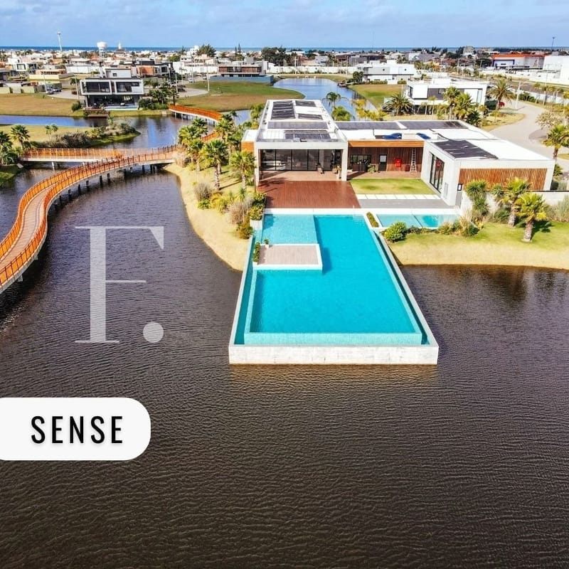 Terreno em Condomínio com 457m², Sense em Xangri-Lá