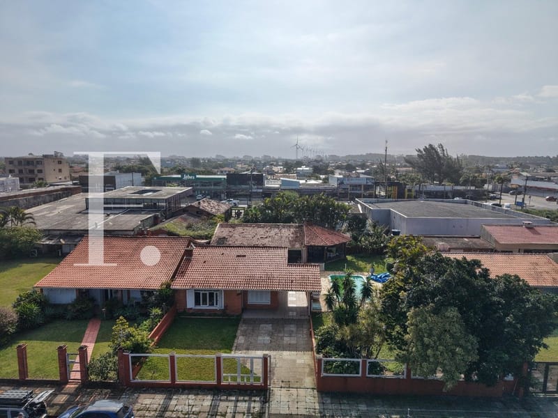Casa com 112m², 3 dormitórios, 1 suíte, 2 vagas, no bairro Centro em Xangri-Lá
