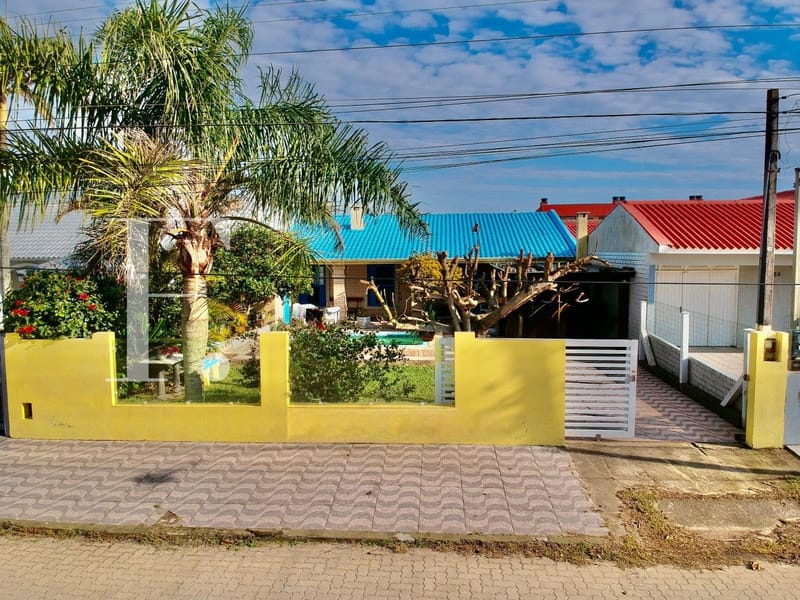 Casa com 123m², 4 dormitórios, 2 vagas, no bairro Noiva do Mar em Xangri-Lá