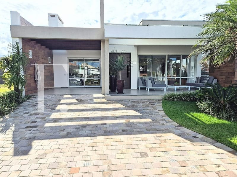 Casa Condomínio com 165m², 4 dormitórios, 4 suítes, 2 vagas, Atlântico Villas Club em Atlântida Sul
