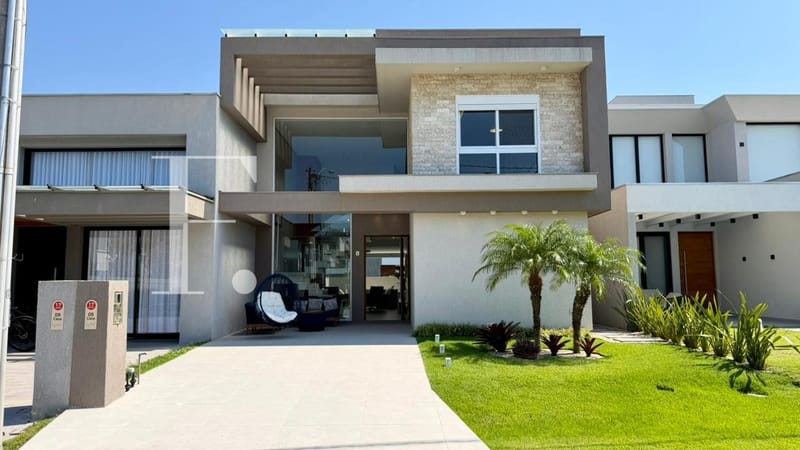 Sobrado com 214m², 4 dormitórios, 4 suítes, Sunset em Xangri-Lá