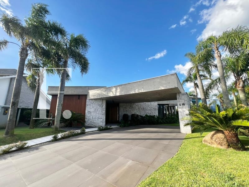 Casa Condomínio com 255m², 4 dormitórios, 4 suítes, 2 vagas, Quintas do Lago em Xangri-Lá