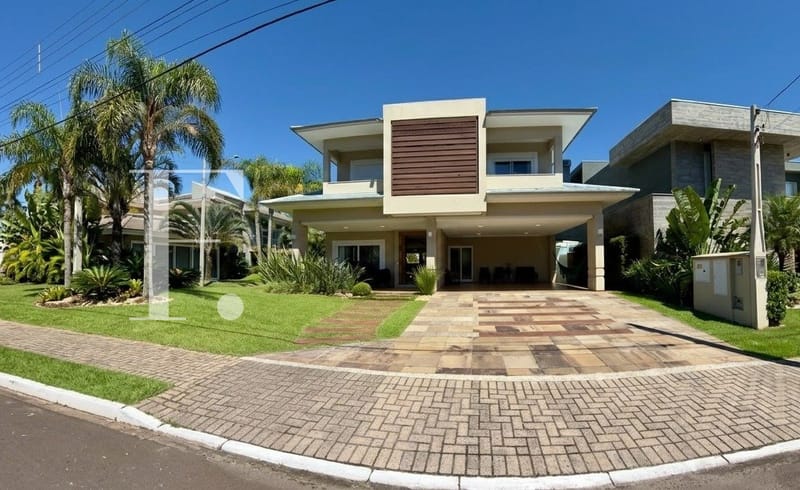 Sobrado com 288m², 4 dormitórios, 4 suítes, 2 vagas, Velas da Marina em Capão da Canoa