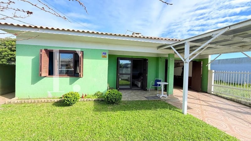 Casa com 120m², 3 dormitórios, 1 suíte, 1 vaga, no bairro Rainha do Mar em Xangri-Lá
