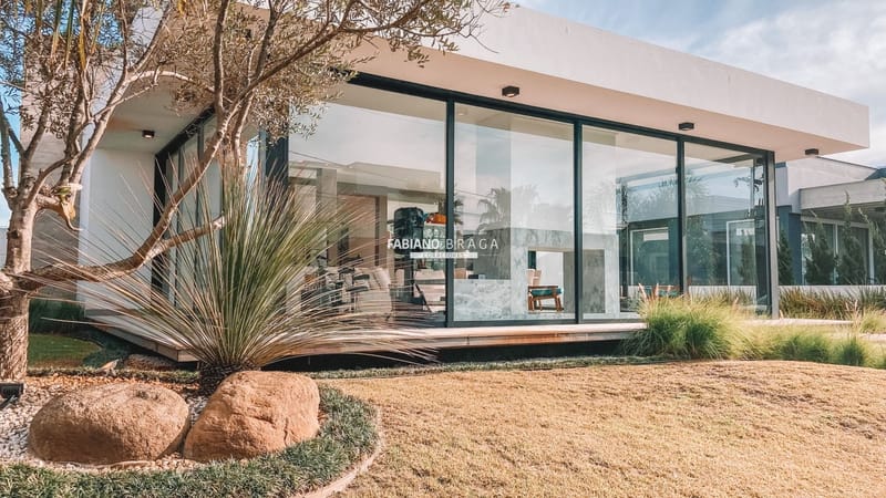 Casa Condomínio com 204m², 4 dormitórios, 4 suítes, 2 vagas, Quintas do Lago em Xangri-Lá