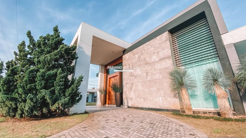 Casa Condomínio com 359m², 4 dormitórios, 4 suítes, 2 vagas, Enseada Lagos em Xangri-Lá