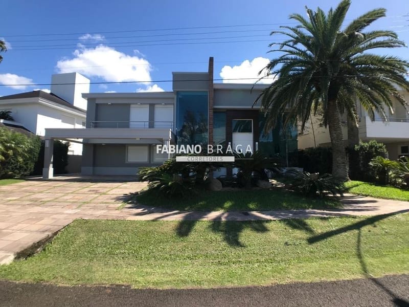 Sobrado com 426m², 5 dormitórios, 5 suítes, 3 vagas, Atlântida Ilhas Park em Xangri-Lá
