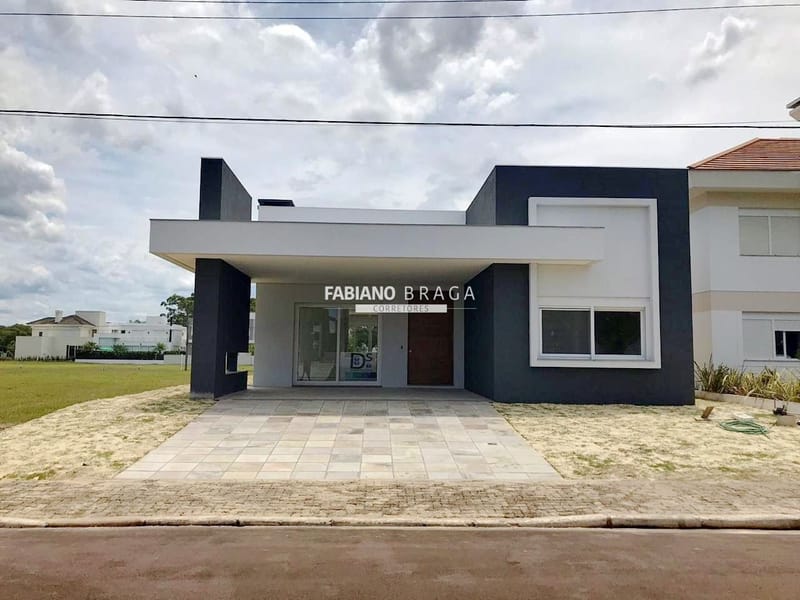 Casa Condomínio com 237m², 4 dormitórios, 4 suítes, 2 vagas, Velas da Marina em Capão da Canoa