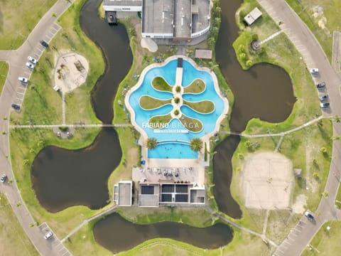 Terreno em Condomínio com 375m², Dubai Resort em Capão da Canoa