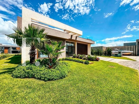 Casa Condomínio com 350m², 4 dormitórios, 4 suítes, 2 vagas, Lagoa do Passo em Osório