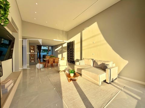 Casa Condomínio com 155m², 4 dormitórios, 4 suítes, 2 vagas, Sunset em Xangri-Lá