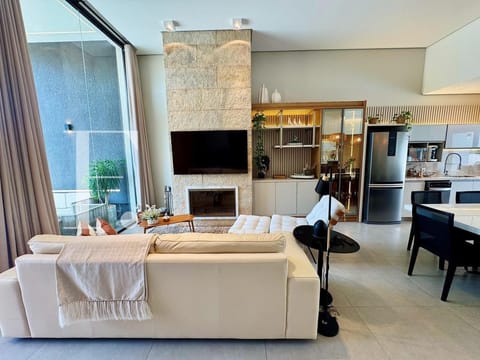 Casa Condomínio com 154m², 3 dormitórios, 3 suítes, 2 vagas, Blue em Xangri-Lá
