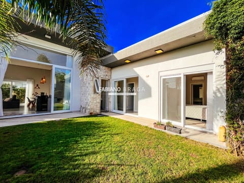 Casa Condomínio com 175m², 4 dormitórios, 4 suítes, Quintas do Lago em Xangri-Lá