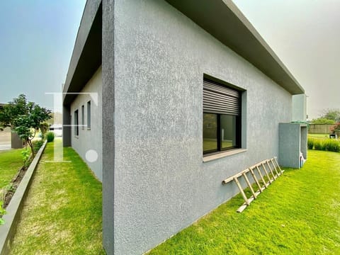 Casa Condomínio com 170m², 4 dormitórios, 4 suítes, 3 vagas, Dubai Resort em Capão da Canoa