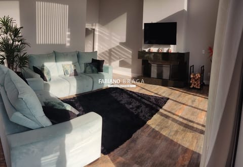 Casa Condomínio com 180m², 3 dormitórios, 3 suítes, 2 vagas, Dubai Resort em Capão da Canoa