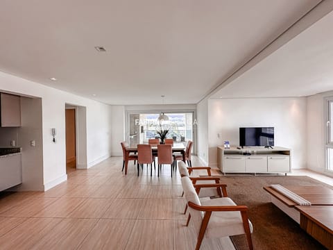 Apartamento com 179m², 4 dormitórios, 1 suíte, 2 vagas, Green Square em Xangri-Lá