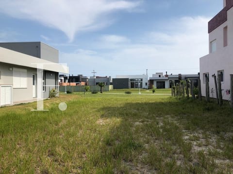 Terreno em Condomínio com 371m², Riviera em Xangri-Lá