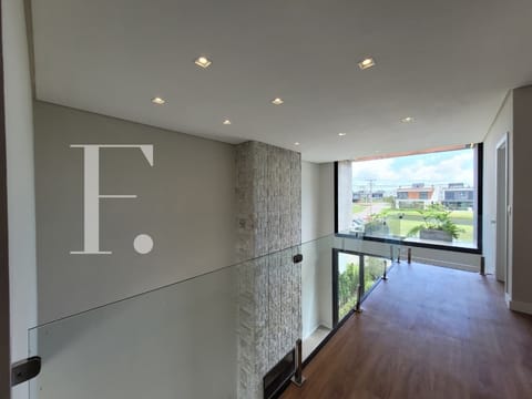 Sobrado com 219m², 4 dormitórios, 4 suítes, 2 vagas, Sunset em Xangri-Lá