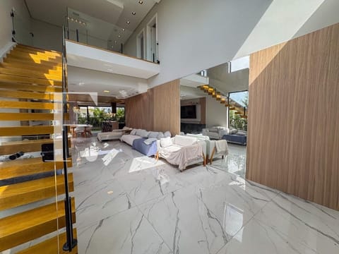 Sobrado com 300m², 5 dormitórios, 5 suítes, 2 vagas, Blue em Xangri-Lá