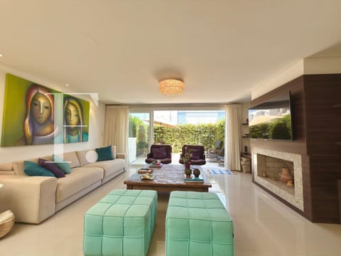 Casa com 164m², 3 dormitórios, 3 suítes, 2 vagas, Solanas em Xangri-Lá