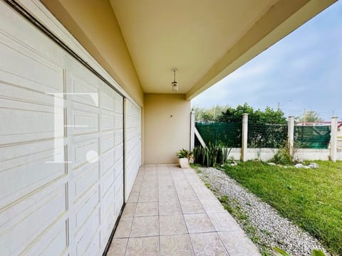 Casa com 194m², 4 dormitórios, 2 vagas, no bairro Praia do Arpoador em Xangri-Lá