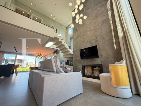 Sobrado com 210m², 4 dormitórios, 4 suítes, 2 vagas, Sunset em Xangri-Lá