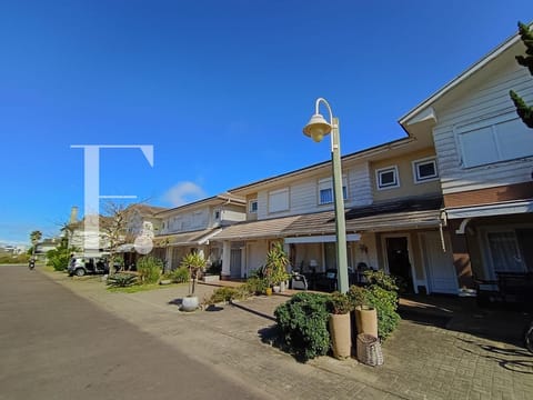 Sobrado com 99m², 3 dormitórios, 1 suíte, 2 vagas, Pacific em Xangri-Lá