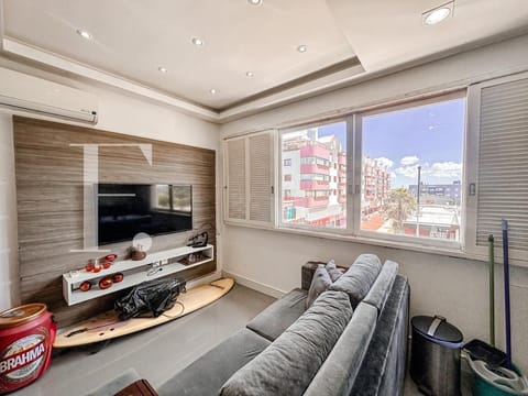 Apartamento com 78m², 4 dormitórios, Edifício Netuno em Xangri-Lá