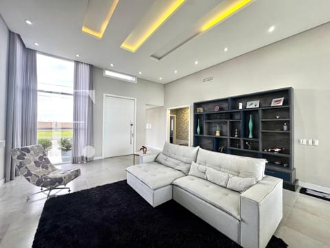 Casa Condomínio com 174m², 3 dormitórios, 3 suítes, 2 vagas, Riviera em Xangri-Lá