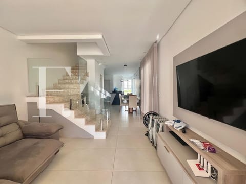 Sobrado com 148m², 3 dormitórios, 1 suíte, 1 vaga, Murano em Capão da Canoa