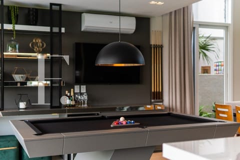 Sobrado com 310m², 4 dormitórios, 4 suítes, 2 vagas, Capão Ilhas Resort em Capão da Canoa