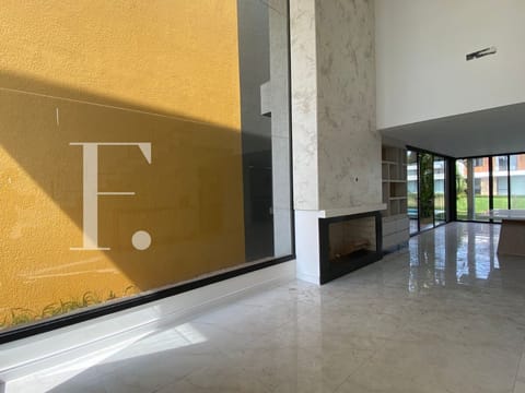 Sobrado com 180m², 3 dormitórios, 3 suítes, 2 vagas, Capão Ilhas Resort em Capão da Canoa