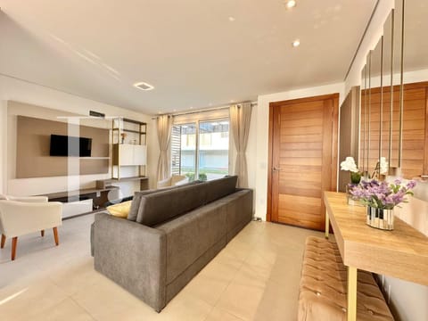 Sobrado com 144m², 3 dormitórios, 1 suíte, 2 vagas, Murano em Capão da Canoa