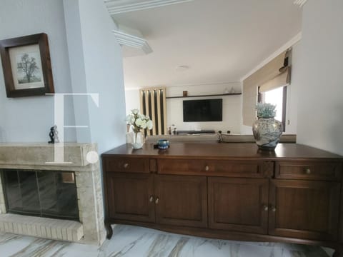 Sobrado com 217m², 4 dormitórios, 4 suítes, 2 vagas, Condado de Capão em Capão da Canoa