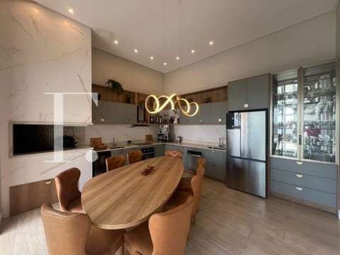 Casa com 130m², 3 dormitórios, 3 suítes, 2 vagas, Santorini em Xangri-Lá
