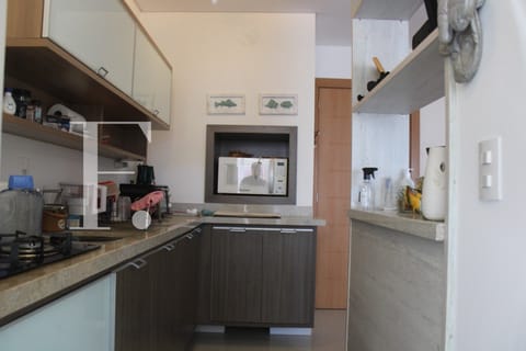 Apartamento com 75m², 3 dormitórios, 1 suíte, Ed. Gran Felicitá em Xangri-Lá