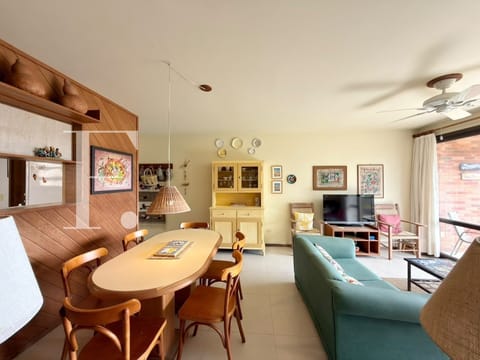 Apartamento com 100m², 2 dormitórios, 1 suíte, 1 vaga, Edifício Arcos do Parque em Xangri-Lá