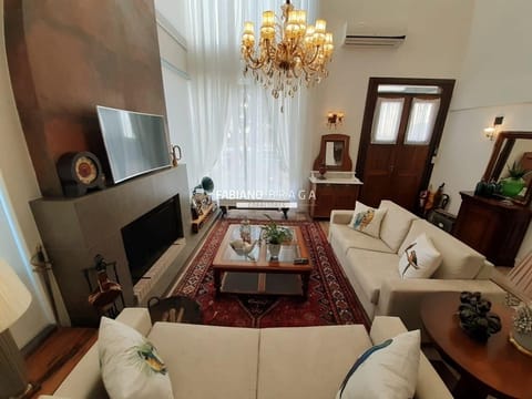 Sobrado com 426m², 5 dormitórios, 5 suítes, 2 vagas, Quintas do Lago em Xangri-Lá