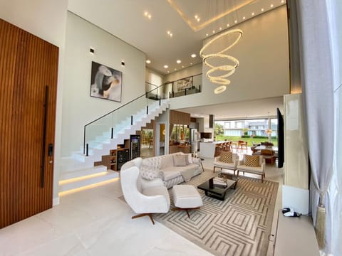 Sobrado com 260m², 4 dormitórios, 4 suítes, 2 vagas, Capão Ilhas Resort em Capão da Canoa